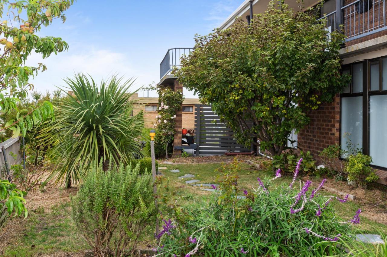 Bridairre Aparthotel Bridport Exterior photo